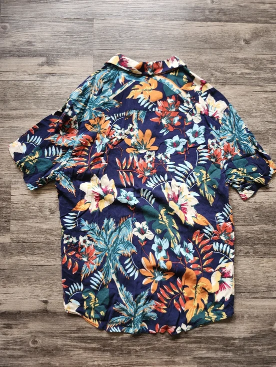 Cactus Man Ricky Singh Button Up Navy Tropical Floral Shirt - Picture 3 of 5